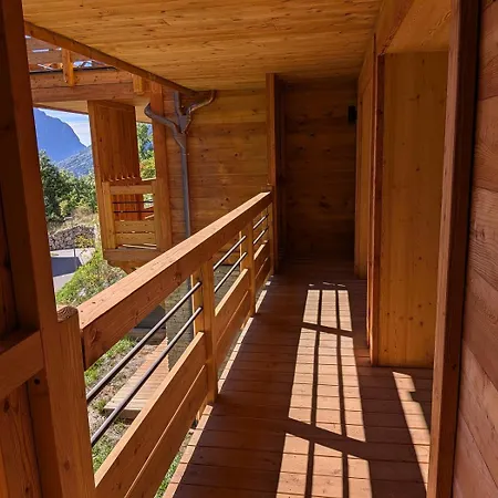 Chalet Sophisticated, Relaxed Chic - Sika *